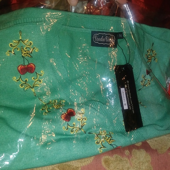Voodoo Vixen SAGE Antique Cherrie Pullover Green - Picture 6 of 6
